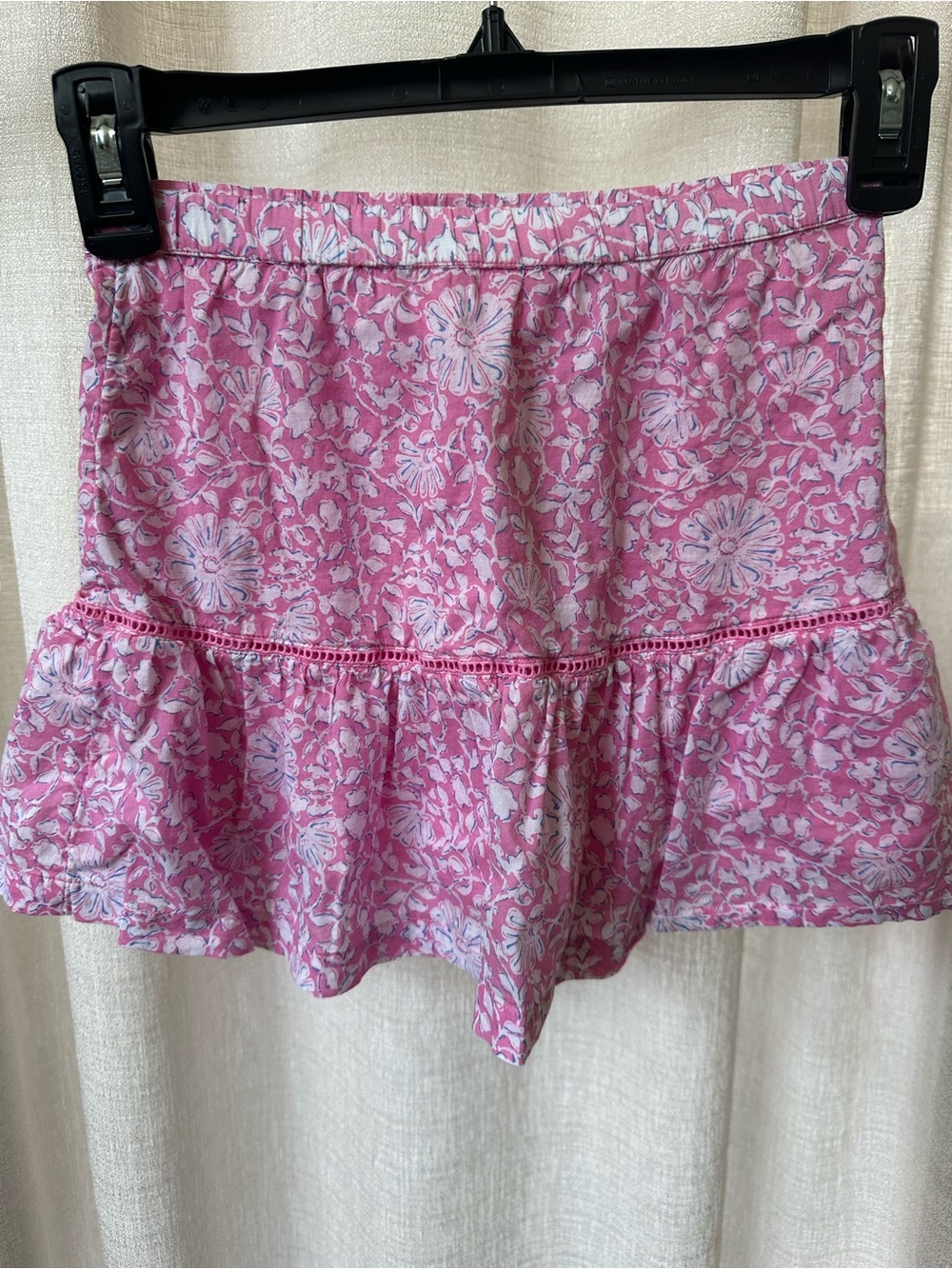 VinePink Floral Ruffle Mini Skirt